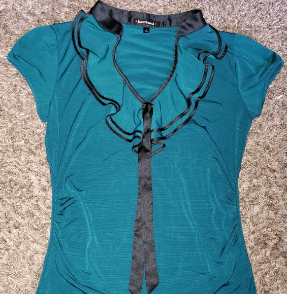 Blouse - Picture 2 of 3